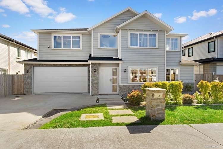 Rathmullen Place, Pinehill