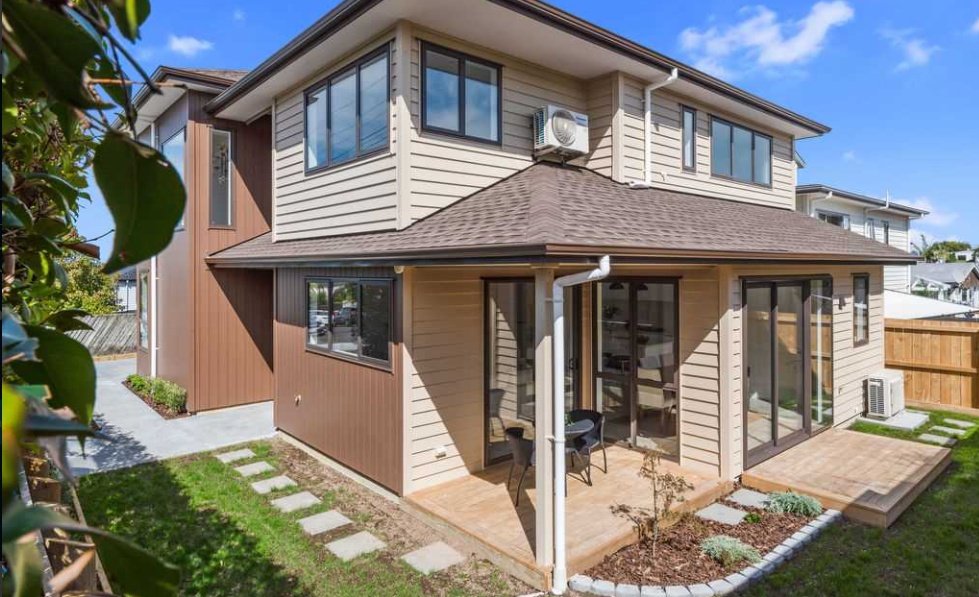 Francis Street, Huraki